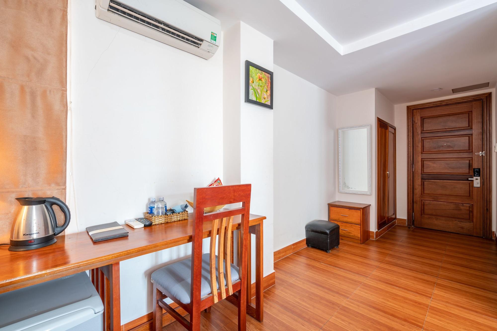 Oyo 236 Hoa Mai Boutique Hotel Da Nang Exterior photo