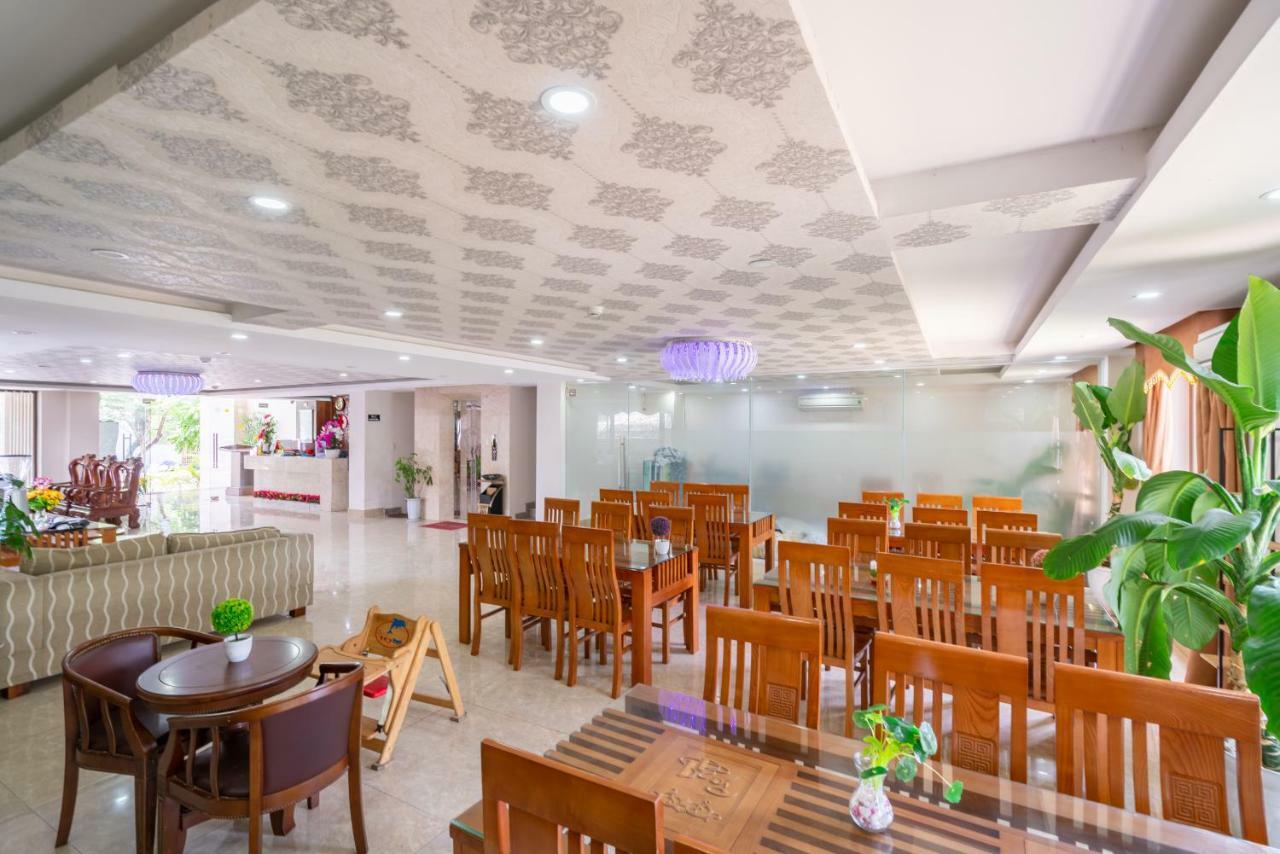 Oyo 236 Hoa Mai Boutique Hotel Da Nang Exterior photo